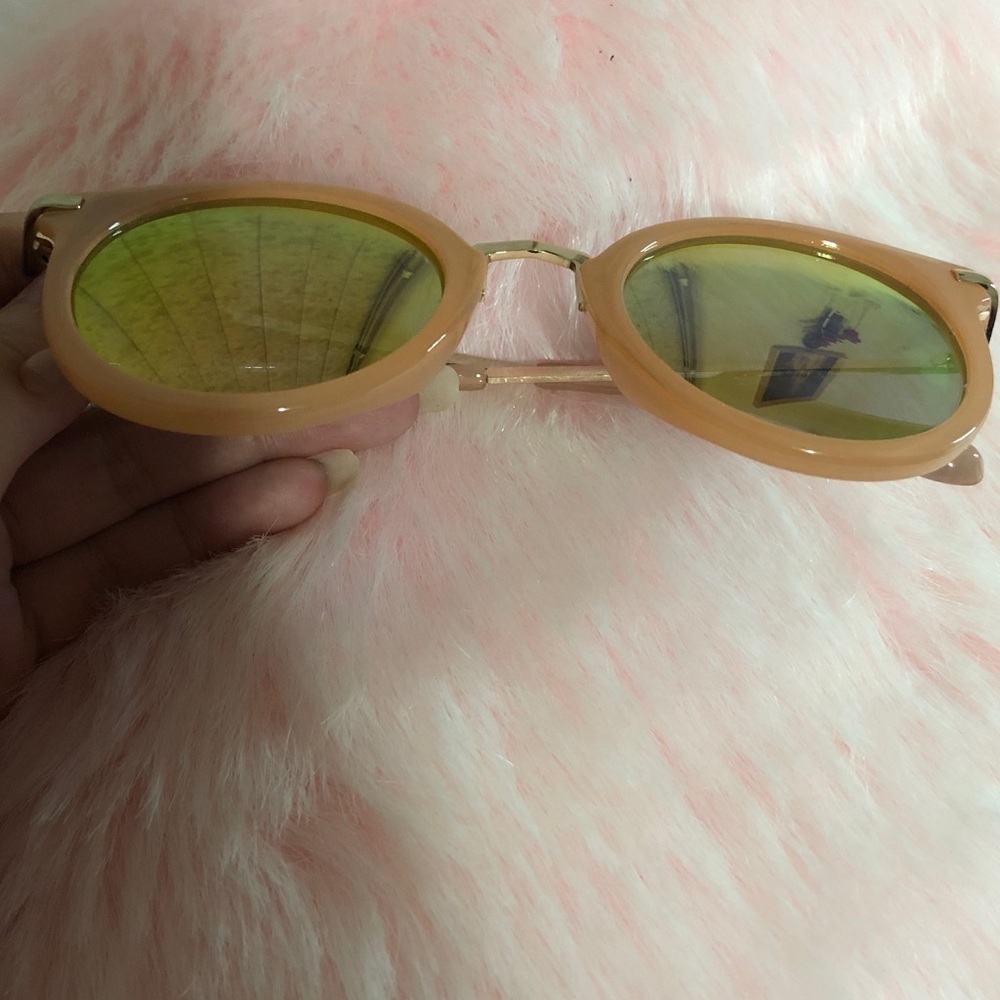 Loft Sunglasses - Picture 3 of 5